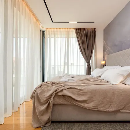 Marro Zadarvillas * 普利拉卡